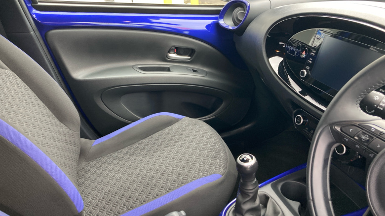 Toyota Aygo X 1.0 VVT-i Edge 5dr Petrol Hatchback